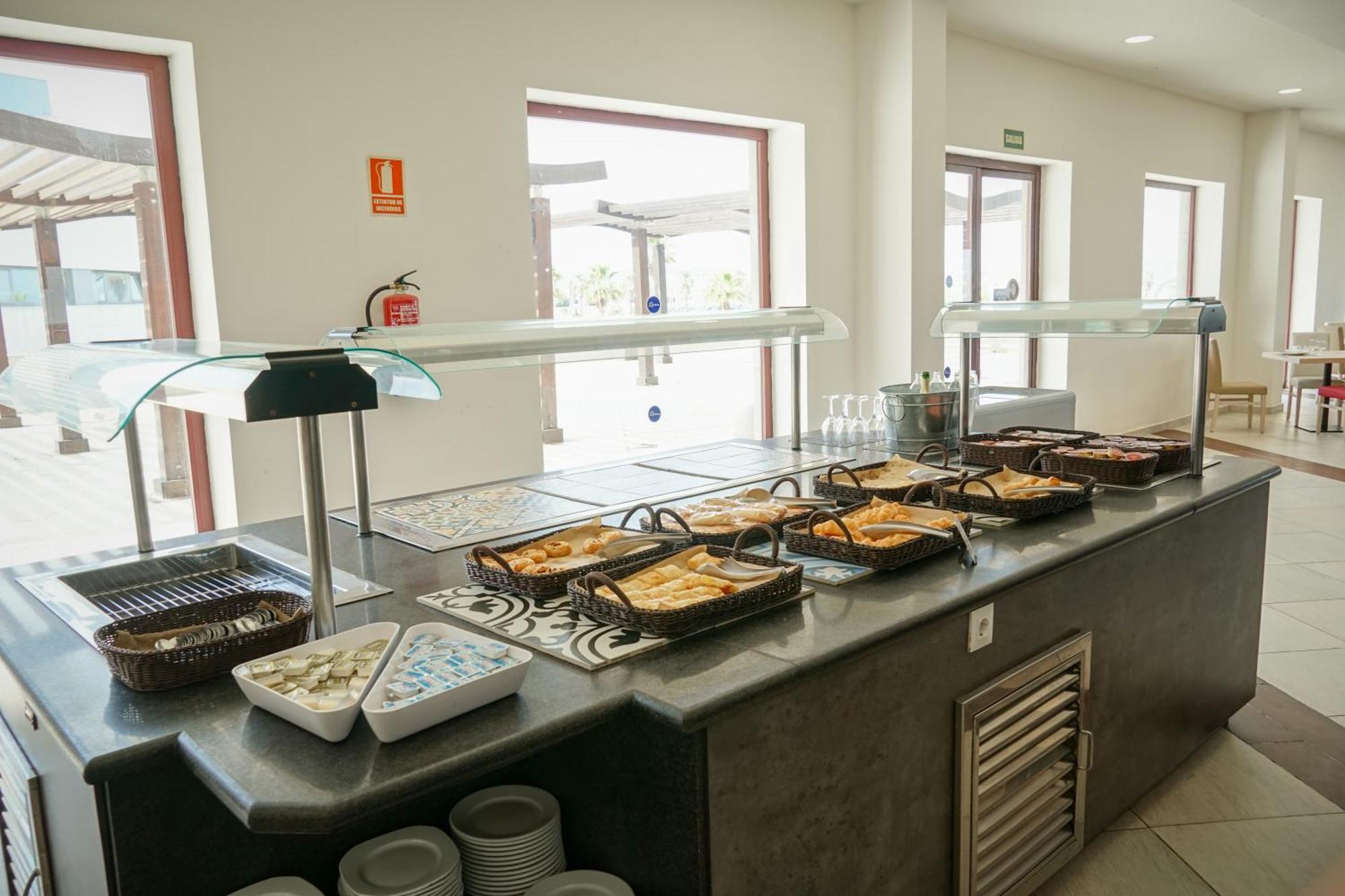Ohtels Campo De Gibraltar 호텔 La Línea de la Concepción 외부 사진